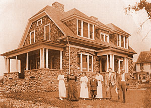 Hindinger Farm was established in 1893 by William and Rose Hindinger, in Hamden, Connecticut